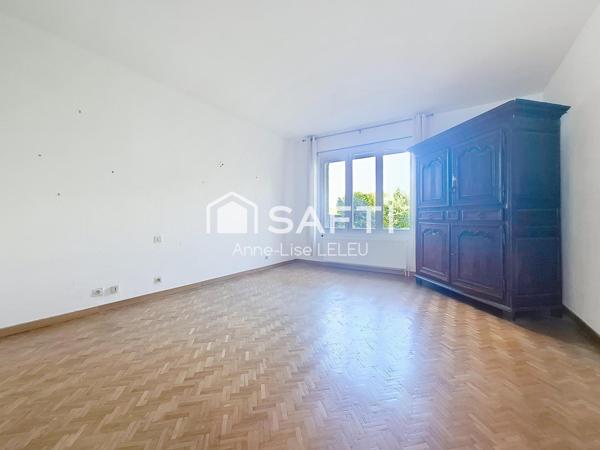 Grand plain-pied sur sous-sol complet