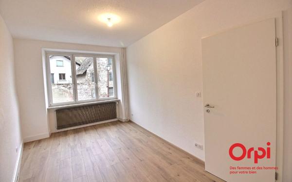 Appartement à louer    4 pièces •  Soultzmatt
