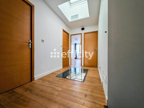 Maison 5 pièces - 120 m² Exclusivité efficity