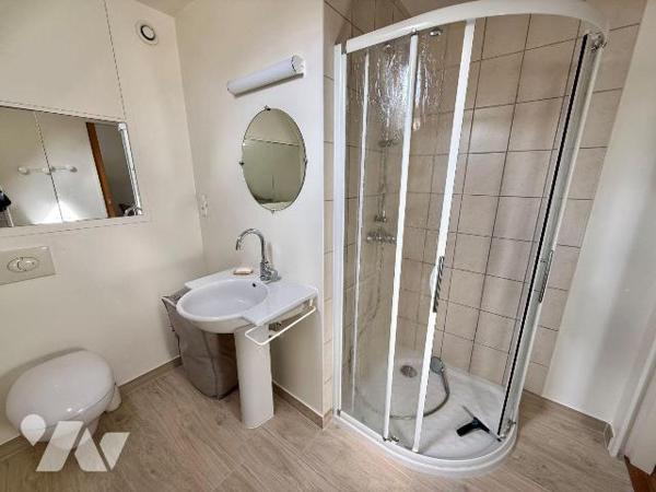 Maison à vendre à Troyes (10000) - Aube (10)

Venez profiter du calme de la campagne en plein...