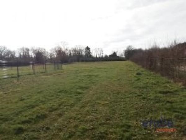 TERRAIN A BATIR,VIABILISE de 1585m²