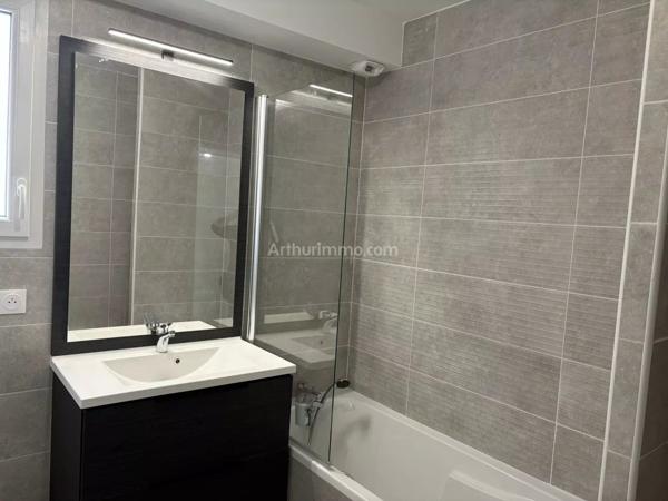 Location Appartement 3 pièces 72 m2 à Saint-Raphaël