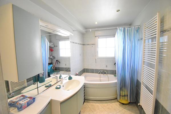 Maison d'exception à Château-Gontier - 6 chambres - vie de plain pied