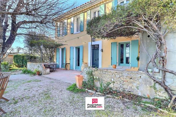 Mas Provençal  sur parcelle de  13 020 m2  avec vignes en fermage et Oliveraie