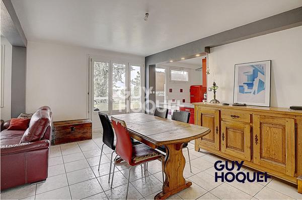 A vendre T5 de 81 m² à Sainte Foy Les Lyon.