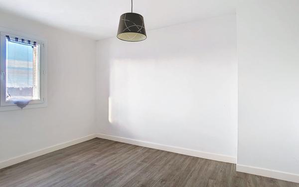 Appartement à vendre    3 pièces • 68 m2 Aurillac