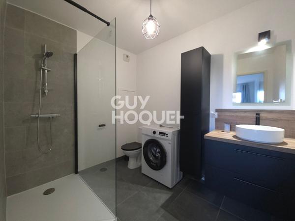 LOCATION MEUBLEE - DPE C - STATIONNEMENT ET CAVE