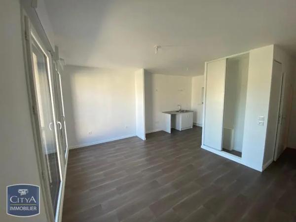 Appartement à louer 2 pièces 42.14m² Gonesse (95500)