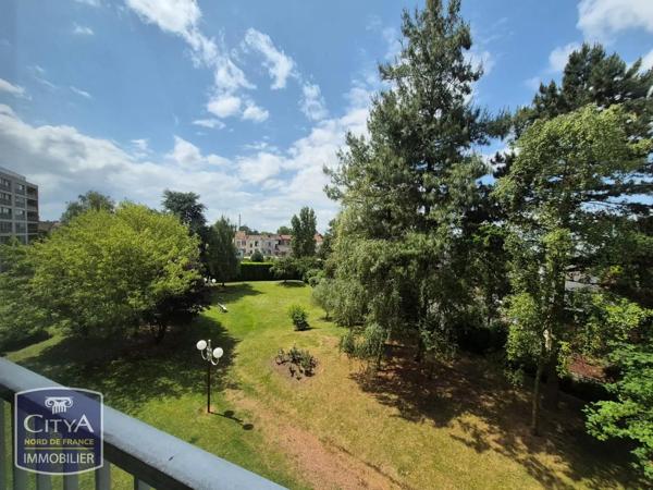 Appartement à louer 2 pièces 49.82m² Ronchin (59790)