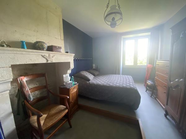 Maison  10 pièce(s)  7 chambre(s)  240 m²