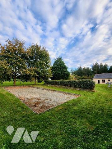 MAISON A VENDRE NOYANT-VILLAGES
10 minutes Baugé
Maison située proche Le Guédéniau dans un be...
