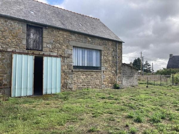 Hangar à louer à Saint-Ouen-des-Alleux en Ille-et-Vilaine (35140), ref : 137/4019