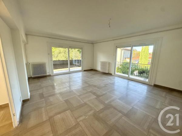 Appartement T5 à vendre  5 pièces - 123,50 m 2   VERNAISON  - 69
