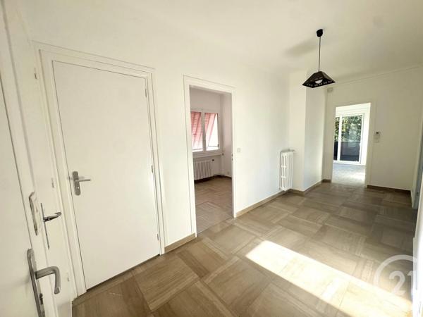 Appartement T5 à vendre  5 pièces - 123,50 m 2   VERNAISON  - 69