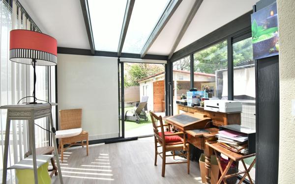 Maison à vendre    5 pièces •  Villieu-Loyes-Mollon