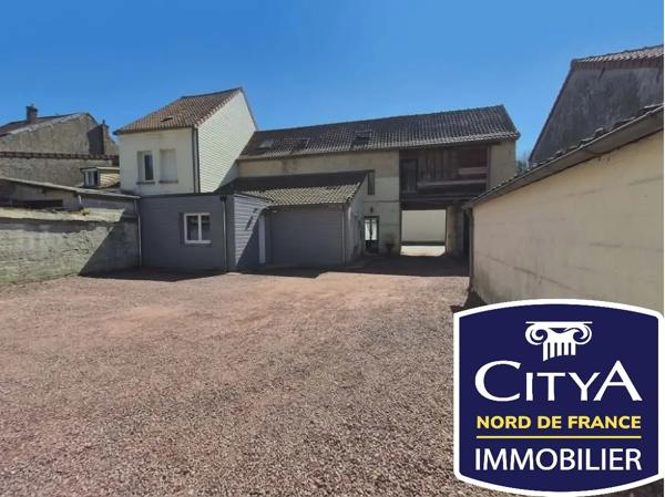 Immeuble à vendre 67m² Saint-Pol-sur-Ternoise (62130)