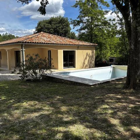 Maison à louer à Gravières (07140)
