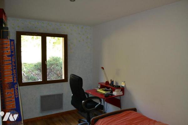 VILLA AVEC TERRAIN ATTENANT DE 2210 M²