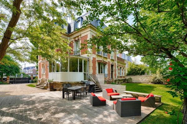 Maison Maisons-Laffitte - ENTRE CENTRE ET PARC