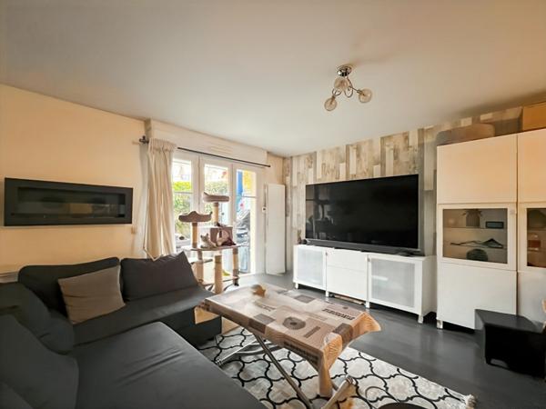 Appartement Vaureal 3 pièce(s) 54 m2