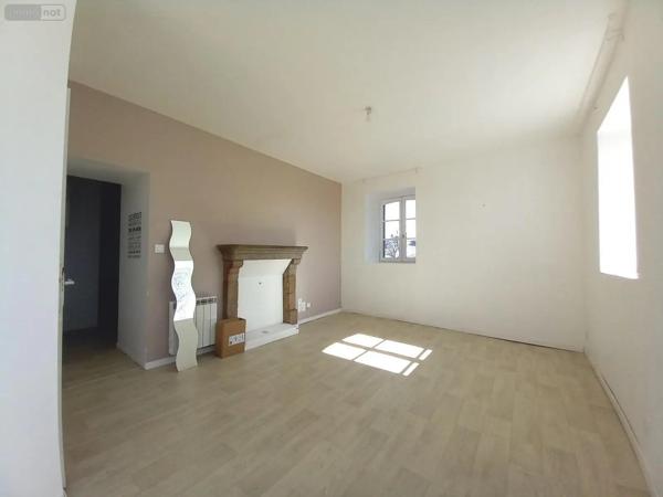 Location - Appartement Fougères 35300 2 pièces 52 m 2
