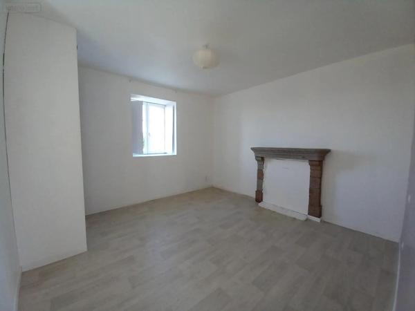 Location - Appartement Fougères 35300 2 pièces 52 m 2