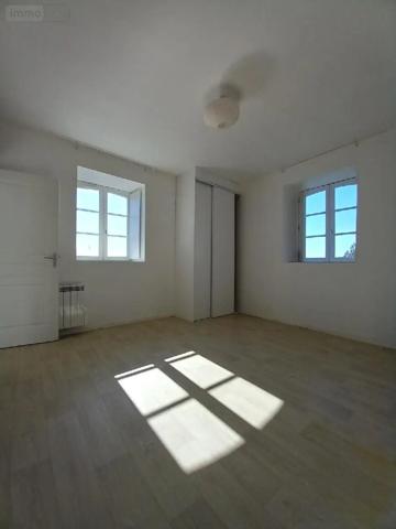 Location - Appartement Fougères 35300 2 pièces 52 m 2
