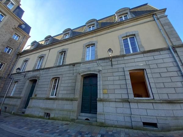 Location - Appartement Fougères 35300 2 pièces 52 m 2