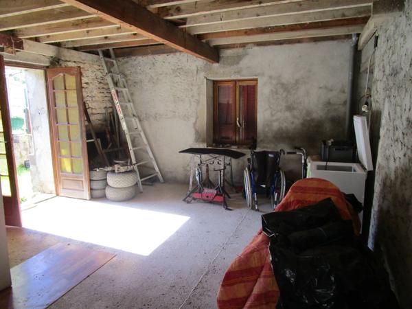 Maison en pierre à rénover de 30 m² BLIGNY SUR OUCHE (21)