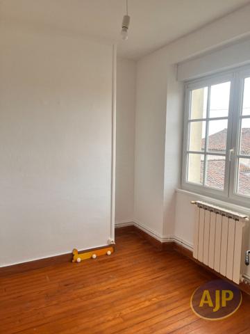 Location maison Saintes : 620 € - AJP Immobilier Saintes