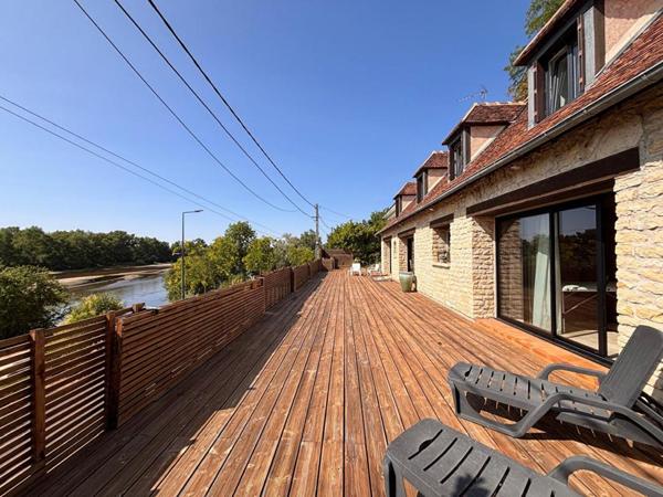 Maison Nevers 7 pièces 295 m2- Magnifique vue - Garage - 6 chambres
