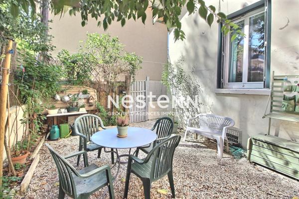 VENISSIEUX - Limite LYON8 - PROCHE AXES ROUTIERS - TRAMWAY - BUS - COMMERCES - ECOLES - COLLEGE- PARCS- CLIMATISATION - GARAGE - CAVES