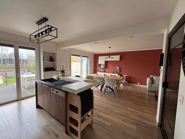 MAISON JARDIN GARAGE