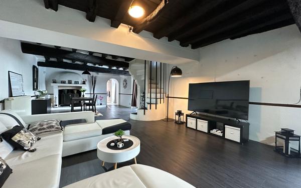 Maison à vendre    5 pièces •  Fanjeaux