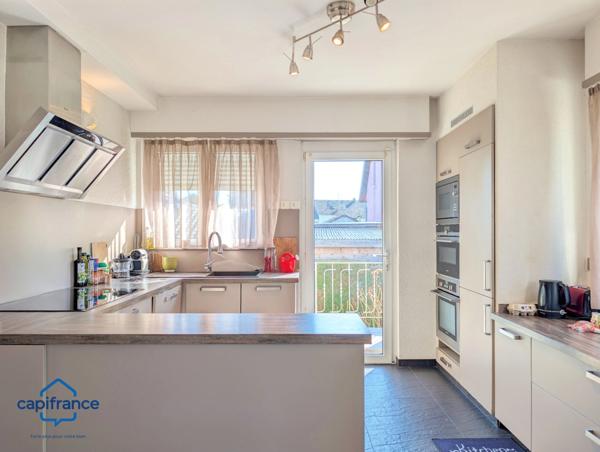 Maison à vendre 5 pièces BLOTZHEIM (68), maison d'habitation, avec chalet, cuisine d'été et piscine, sur une parcelle de 11 ares