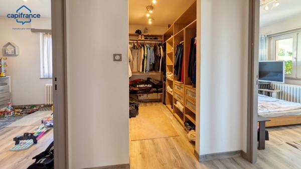 Maison à vendre 5 pièces BLOTZHEIM (68), maison d'habitation, avec chalet, cuisine d'été et piscine, sur une parcelle de 11 ares