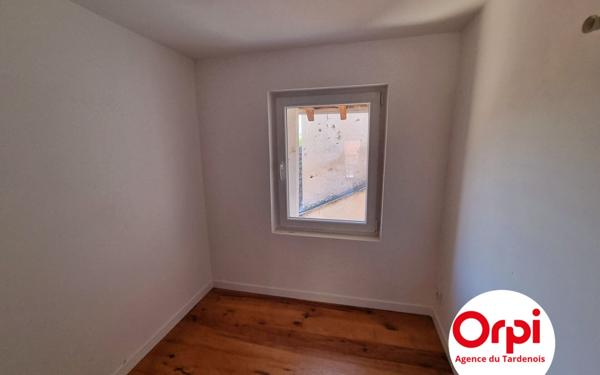 Maison à vendre    3 pièces •  Dormans