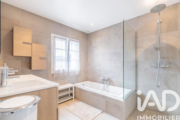 Maison à vendre 7 pièces 145 m² Chilly-Mazarin