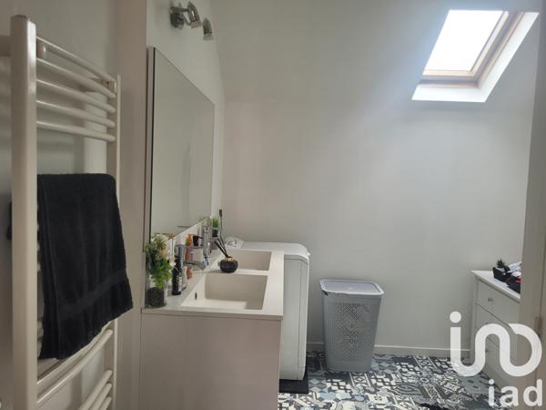 Building for sale 181 m² Gueugnon