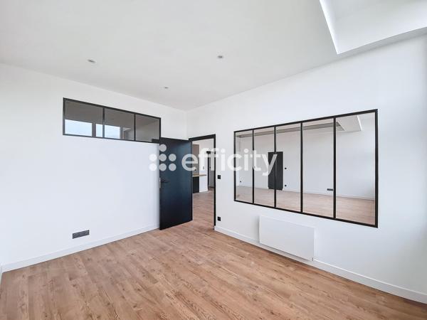 Loft 3 pièces - 104 m²