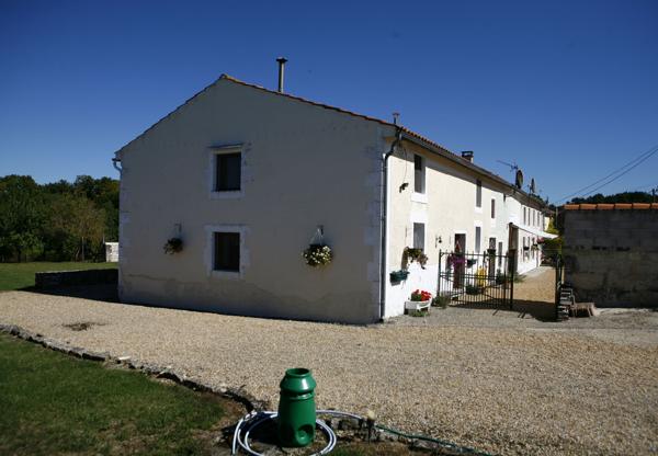 Maison à vendre à Fontaine-Chalendray (17510) - Charente-Maritime