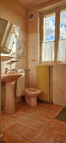 Centre ville, gare et forêt maison en pierre 97 m2