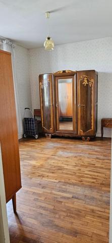 Centre ville, gare et forêt maison en pierre 97 m2