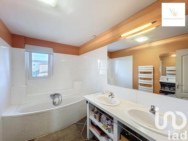 Maison à vendre 7 pièces 151 m² Saint-Mathieu-de-Tréviers