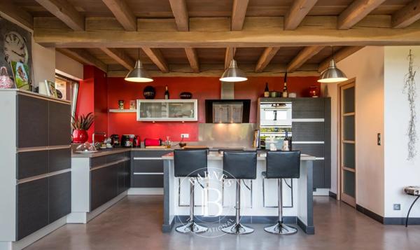 Millau, Propriété 4 Chambres -  203 m² à vendre