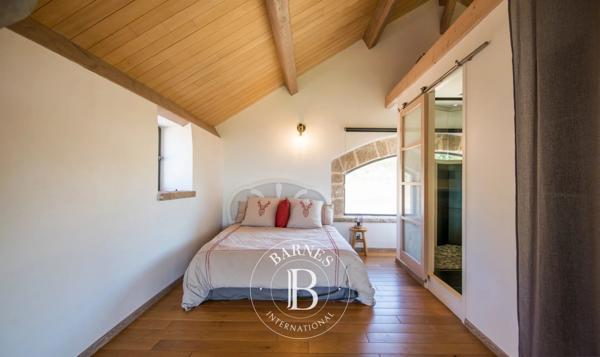 Millau, Propriété 4 Chambres -  203 m² à vendre