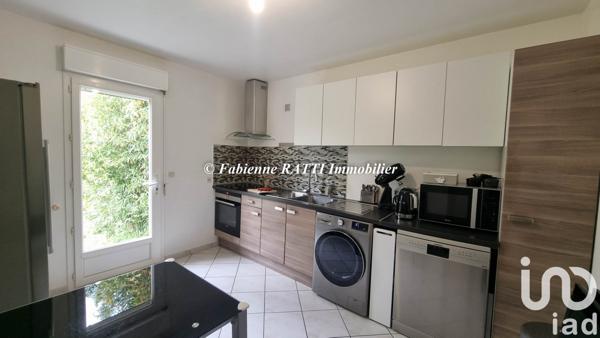 Maison traditionnelle 5 pièces de 120 m² à Carrières-sur-Seine (78420)