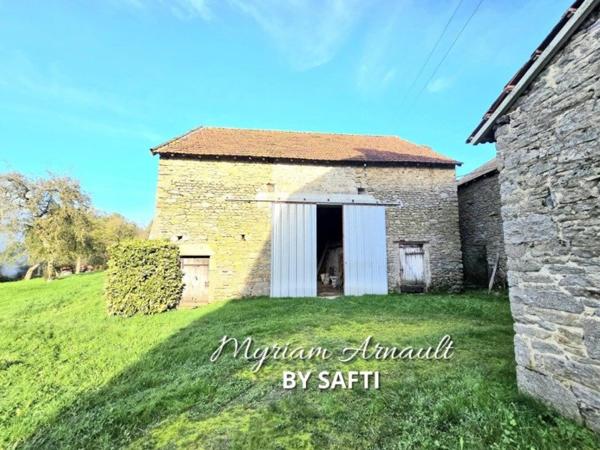 Ensemble Maison d'Habitation 4 Chambres et Grange