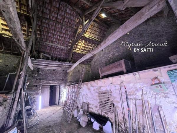 Ensemble Maison d'Habitation 4 Chambres et Grange