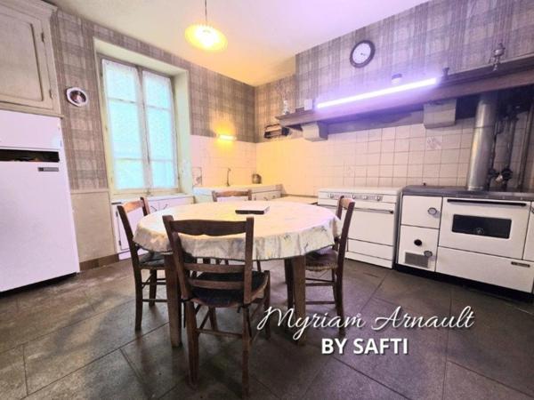 Ensemble Maison d'Habitation 4 Chambres et Grange